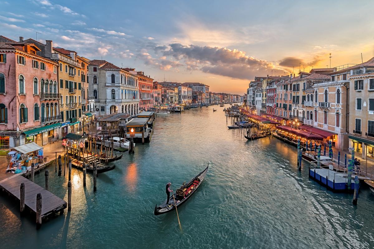 Un Paseo Por Venecia